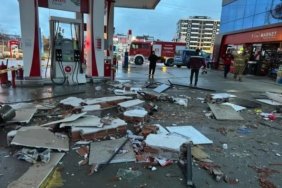 AKARYAKIT İSTASYONUNDA PATLAMA!