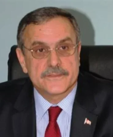 ak_parti_balikesir_bandirma_belediye_baskan_adayi_mehmet_cemal_oztaylan_kimdir_1707983184_666_x750