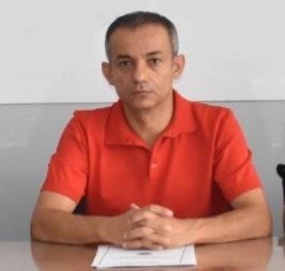 MEB, ATAMALARI MESLEKİ YETERLİLİĞE BAKMAKSIZIN YAPIYOR..!