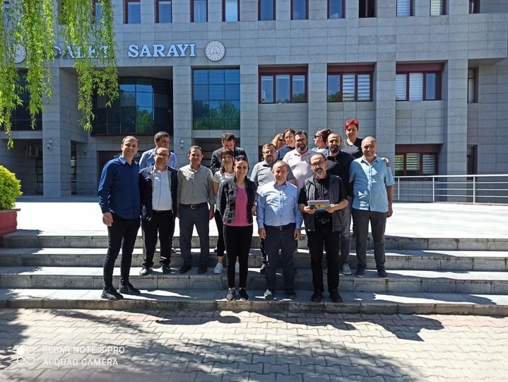 MÜLAKAT EMEK HIRSIZLIĞIDIR! MÜLAKAT DEĞİL LİYAKAT İSTİYORUZ!