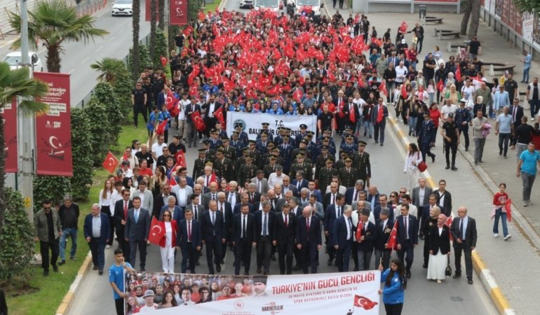 19 Mayıs coşkuyla kutlandı