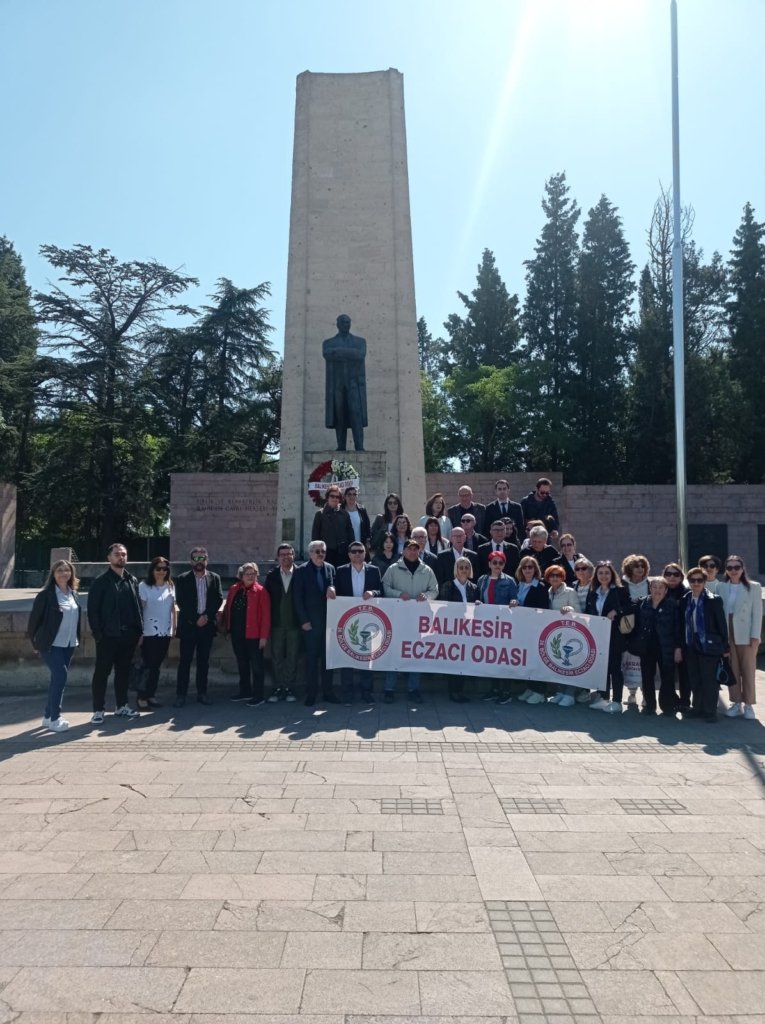 ''ECZACI VARSA HAYAT VAR''