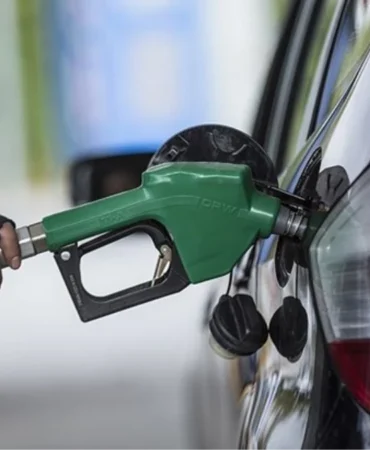 akaryakita_yapilacak_zamlar_ertelendi_17448660_8525_amp