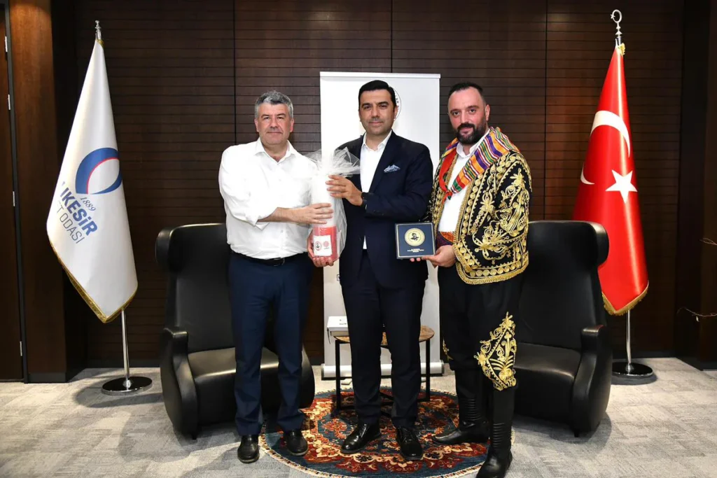 Kurtdere Güreşleri’nin yağ sponsorluğunu Kula Yağ üstlendi