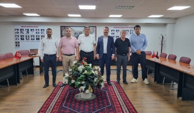 MHP Milletvekili Ekrem Gökay Yüksel’den Ticaret Borsası’na ziyaret