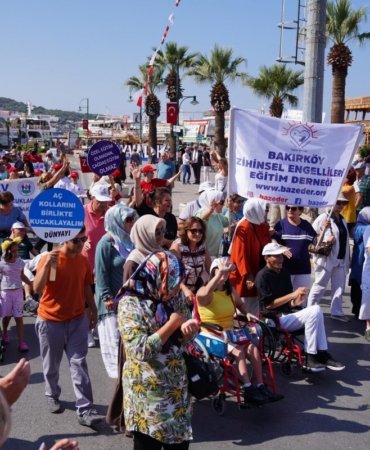 Ayvalık 32. kez engellileri konuk ediyor