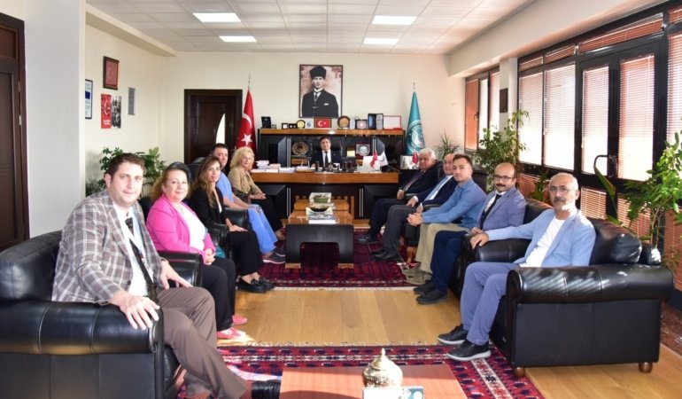 Rektör Oğurlu, Tıp Fakültesi Akademisyenleriyle buluştu