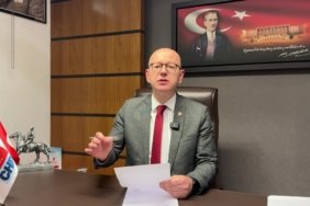 CHP’li Serkan Sarı’dan Ayvalık’taki Atatürk Heykeline saldırıya sert tepki!