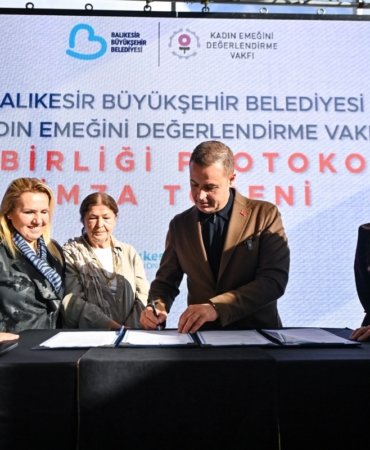 Ahmet Akın o protokolü imzaladı