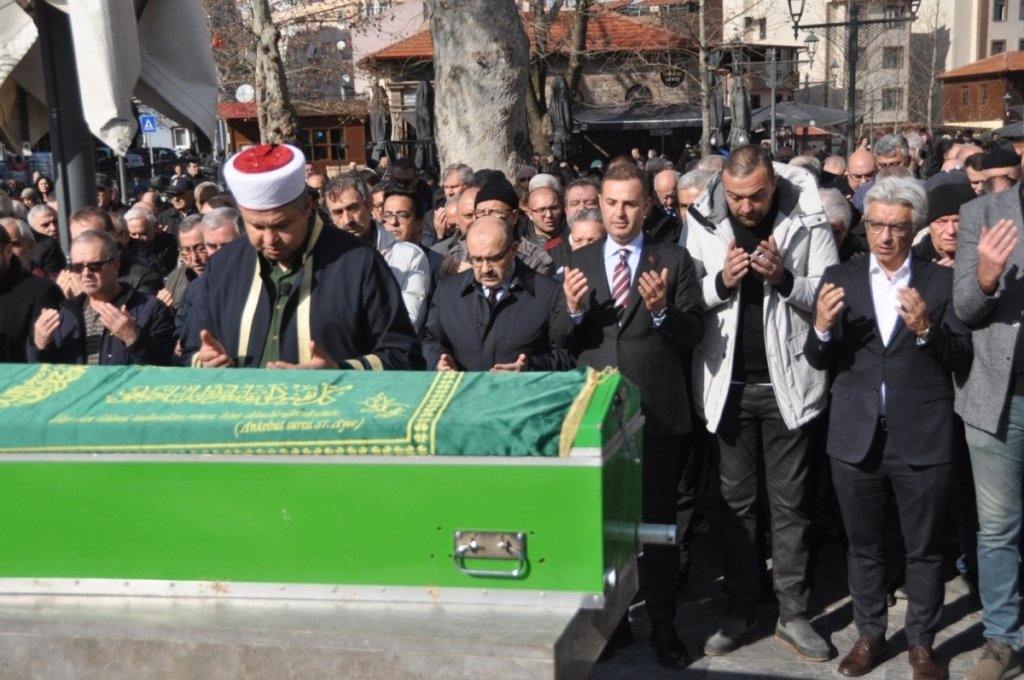 Terziler Odası Başkanı Kazım Avcı son yolculuğuna uğurlandı