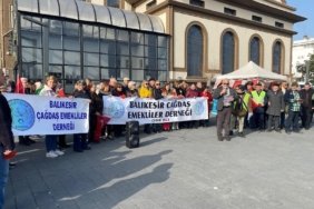 EMEKLİLERDEN İKTİDARA KIRMIZI KART