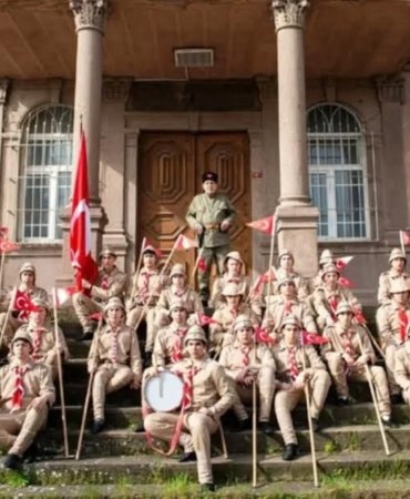 BALIKESİR LİSELİ KEŞŞAFLAR ANILIYOR