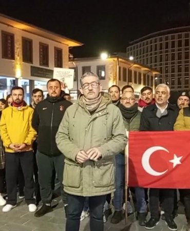 CHP’liler AHP Meydanı’nda toplandı