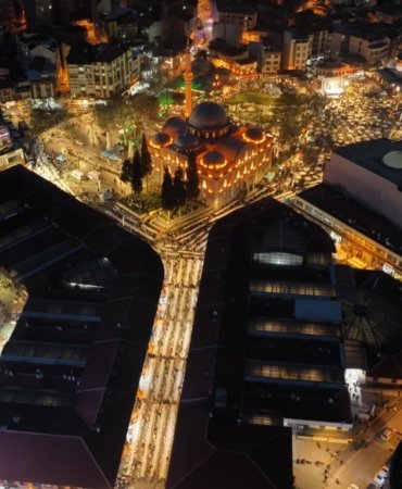 BÜYÜKŞEHİR'DEN BALIKESİRLİLERE İFTAR