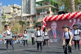 Bandırma’da 23 Nisan Coşkusu Cumhuriyet Meydanı’nı Şenlendirdi