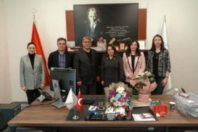 İletişim Fakültesi’nde devir teslim töreni