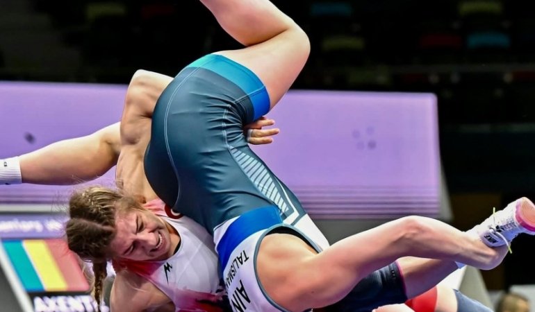 Yasemin Adar Yiğit Avrupa Güreş Şampiyonası’nda Finalde!