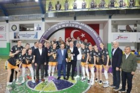 Ferhatoğlu Edremit Belediyesi Gürespor Tarih Yazdı: Namağlup Şampiyon Olarak Süper Lig’e Yükseldi!