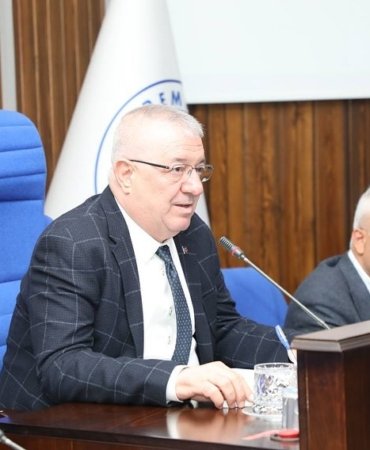 Edremit’te Arsa Metrekare Komisyonu Toplandı: Yeni Fiyatlar Belirlendi