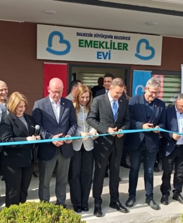 Emekliler Evi resmen açıldı… Çay 2,5 kahve 5 lira!