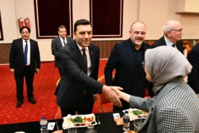 AK Parti'de 'Bir Sofrada Demokrasi' Buluşması