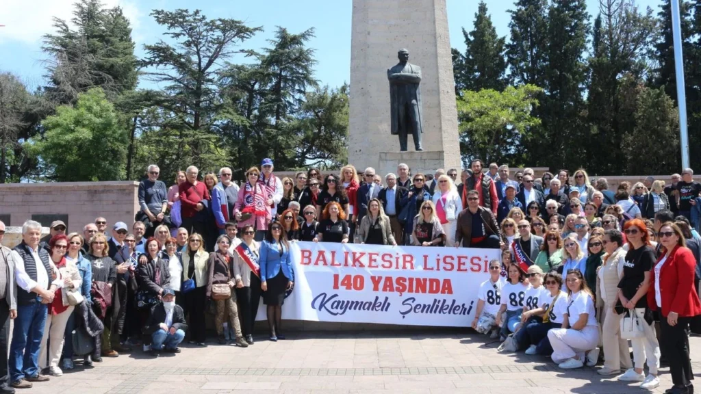 140 Yıllık Gurur! Balıkesir Lisesi Mezunları Kaymaklı Şenliği’nde Buluştu!