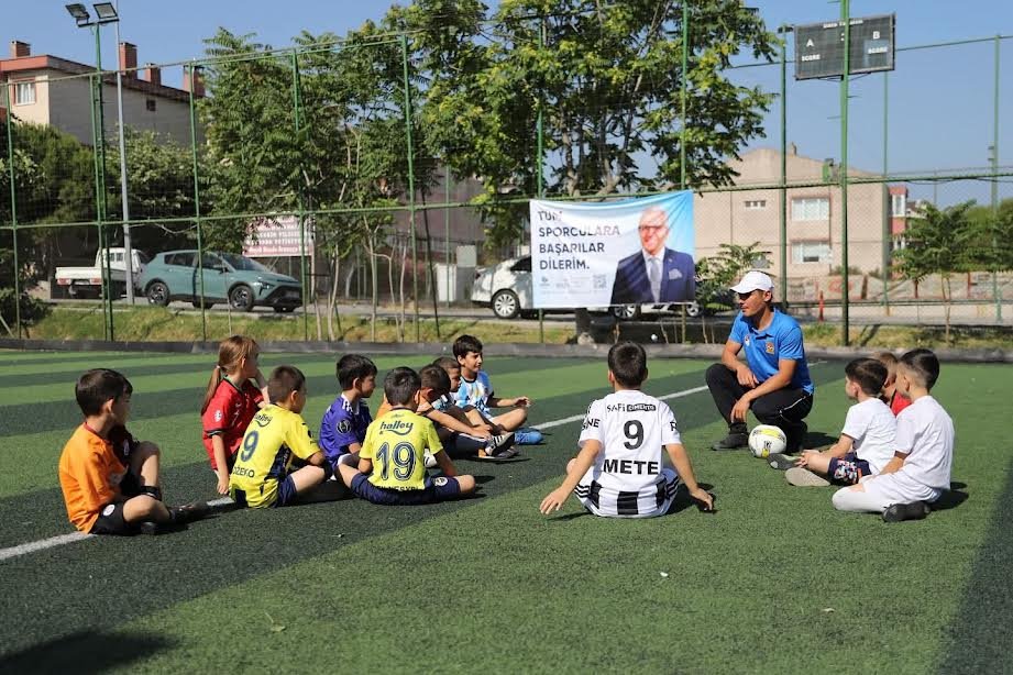 BANDIRMA YAZ SPOR OKULLARI’NDA COŞKU SÜRÜYOR: SPORLA DOLU BİR YAZ!