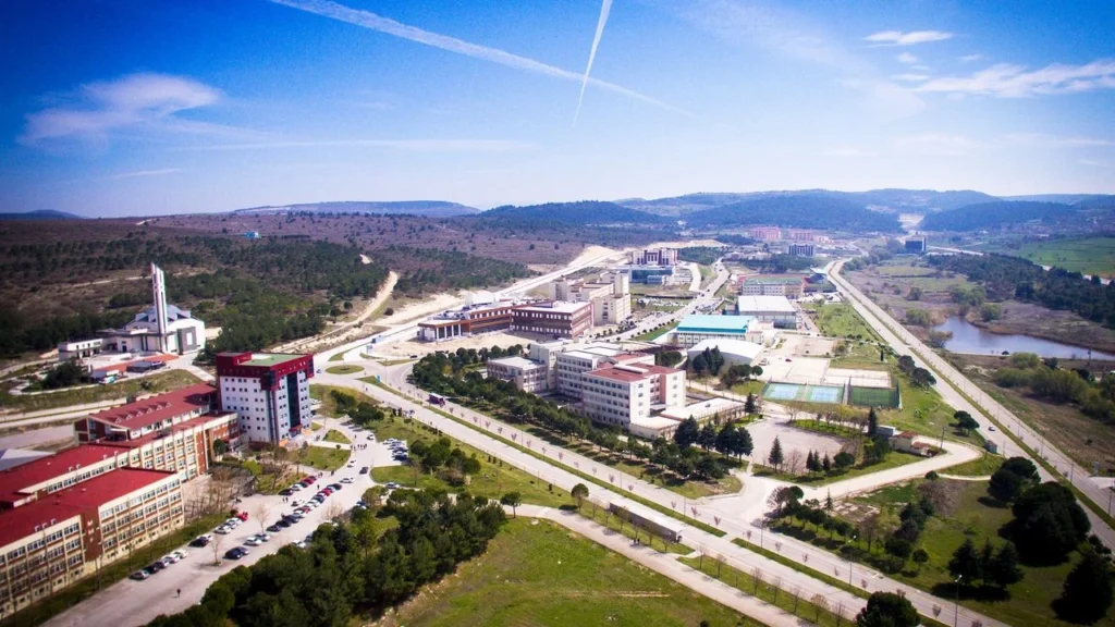 Balıkesir Üniversitesi'nden YKS Adaylarına Çağrı: “Geleceğinizi Sağlam Temellere Kurun”