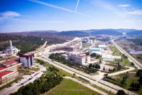 Balıkesir Üniversitesi'nden YKS Adaylarına Çağrı: “Geleceğinizi Sağlam Temellere Kurun”