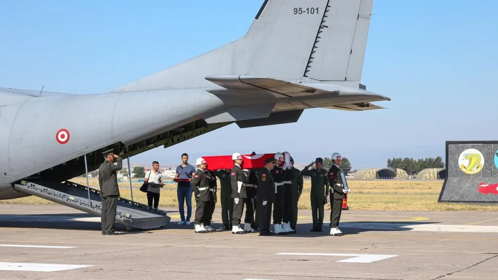 Pençe-Kilit’te Şehit Düşen Askerimiz Ahmet Kuşak'ın Naaşı Balıkesir'e Getirildi!