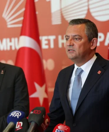 Özgür Özel ve Ümit Özdağ Bir Arada! Özgür Özel: "Bunlar Türkiye'ye Kötülüktür!"