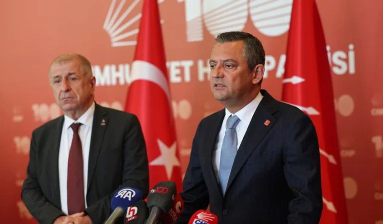 Özgür Özel ve Ümit Özdağ Bir Arada! Özgür Özel: "Bunlar Türkiye'ye Kötülüktür!"