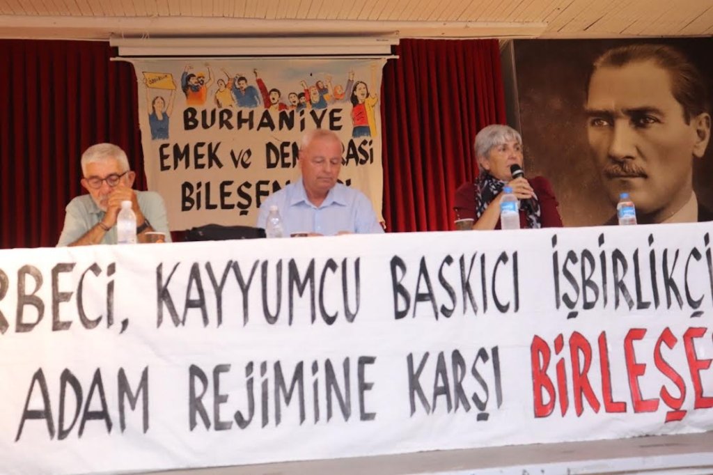 BURHANİYE DE BARIŞ PANELİ DÜZENLENDİ