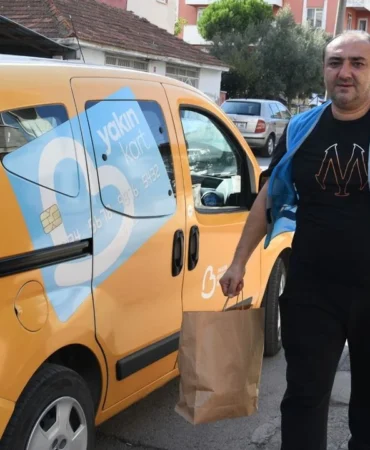 Başkan Akın’dan Öğrencilere Beslenme Paketi Desteği