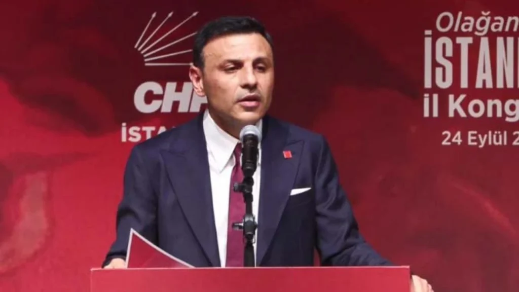 Özgür Çelik Yeniden CHP İstanbul İl Başkanı Seçildi!