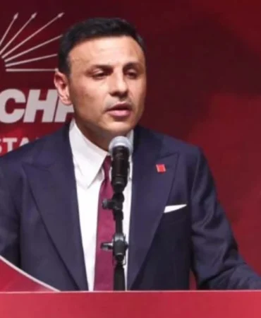 Özgür Çelik Yeniden CHP İstanbul İl Başkanı Seçildi!