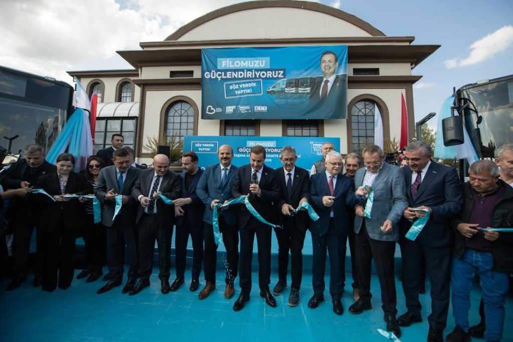 “Yolları değil, gönülleri de birbirine bağladık”