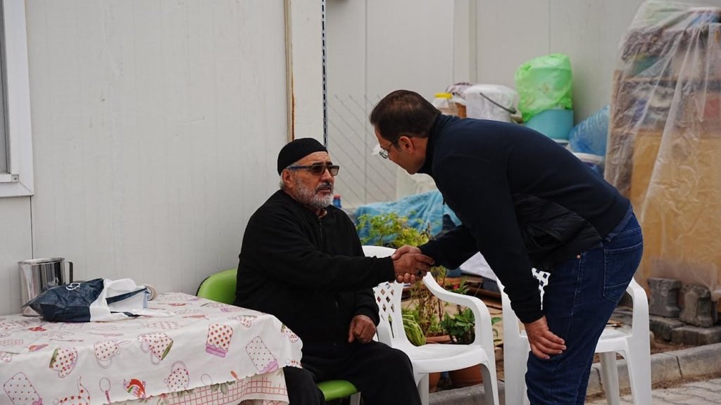 Depremin Yaraları Sarılıyor, Hizmetler Aksatılmıyor