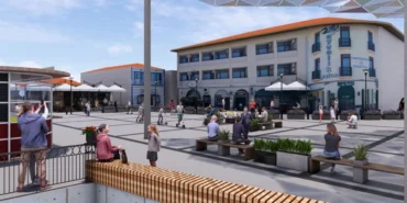 Ayvalık'ta denize açılan yeni meydan