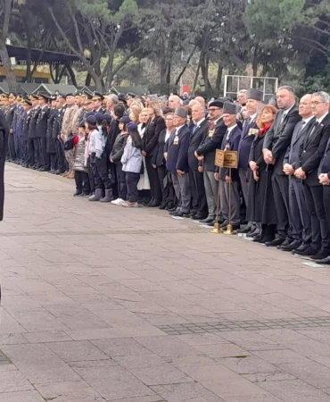Balıkesir’de Ata’ya Büyük Saygı