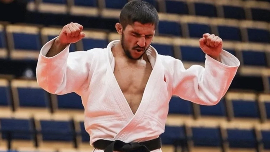 BAÜN’lü Milli Judocu Salih Yıldız’dan Riyad’da Altın Zafer!