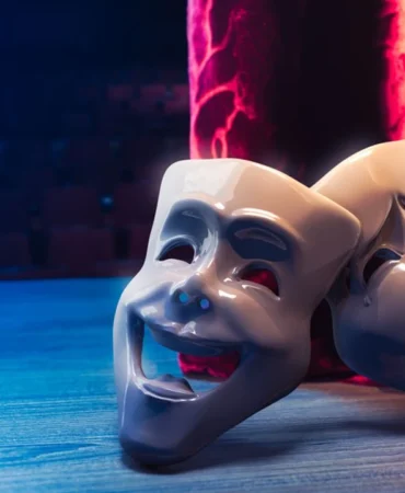 tiyatro_tarihi_ve_gelisimi