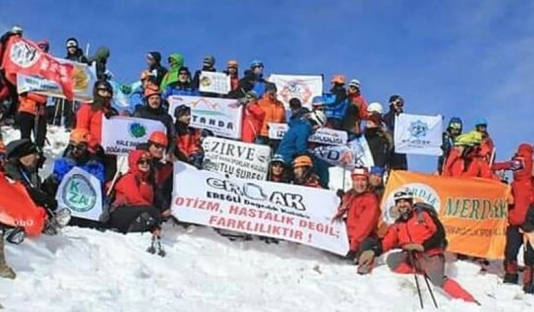 25765217042310524602