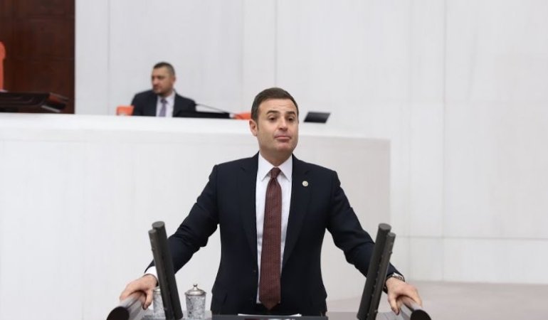 26208313242988627601