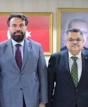 27329203492675422475