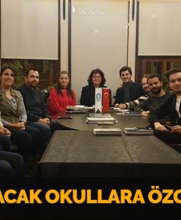 30455256892878630099