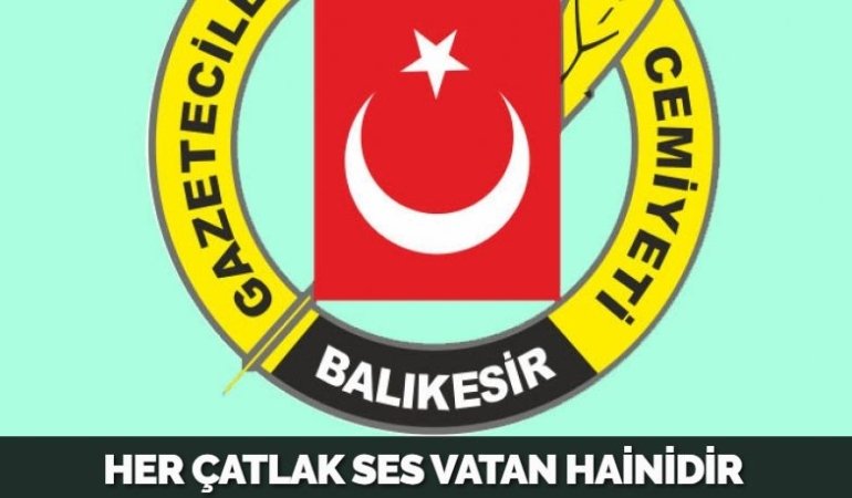 HER ÇATLAK SES VATAN HAİNİDİR