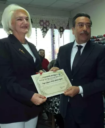 Balıkesir'de kadın hayırsevere Kaymakam teşekkürü