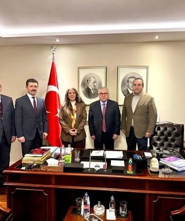 73fa0dd8-69e3-447a-a3c1-6653043992e5