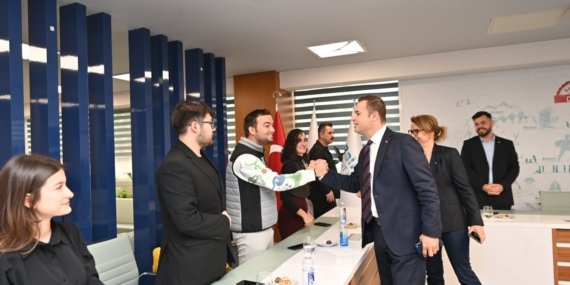 akin_balikesir_icin_genclerle_el_ele__2